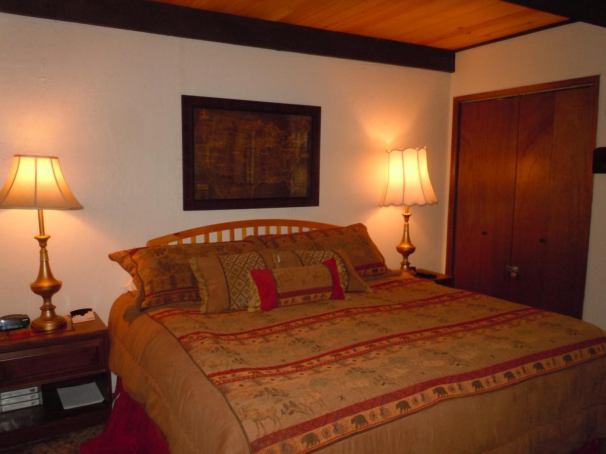 Two-Bedroom Plus Den Economy Unit #81 By Escape For All Seasons Bus Lic #23546 Big Bear Lake Exterior photo